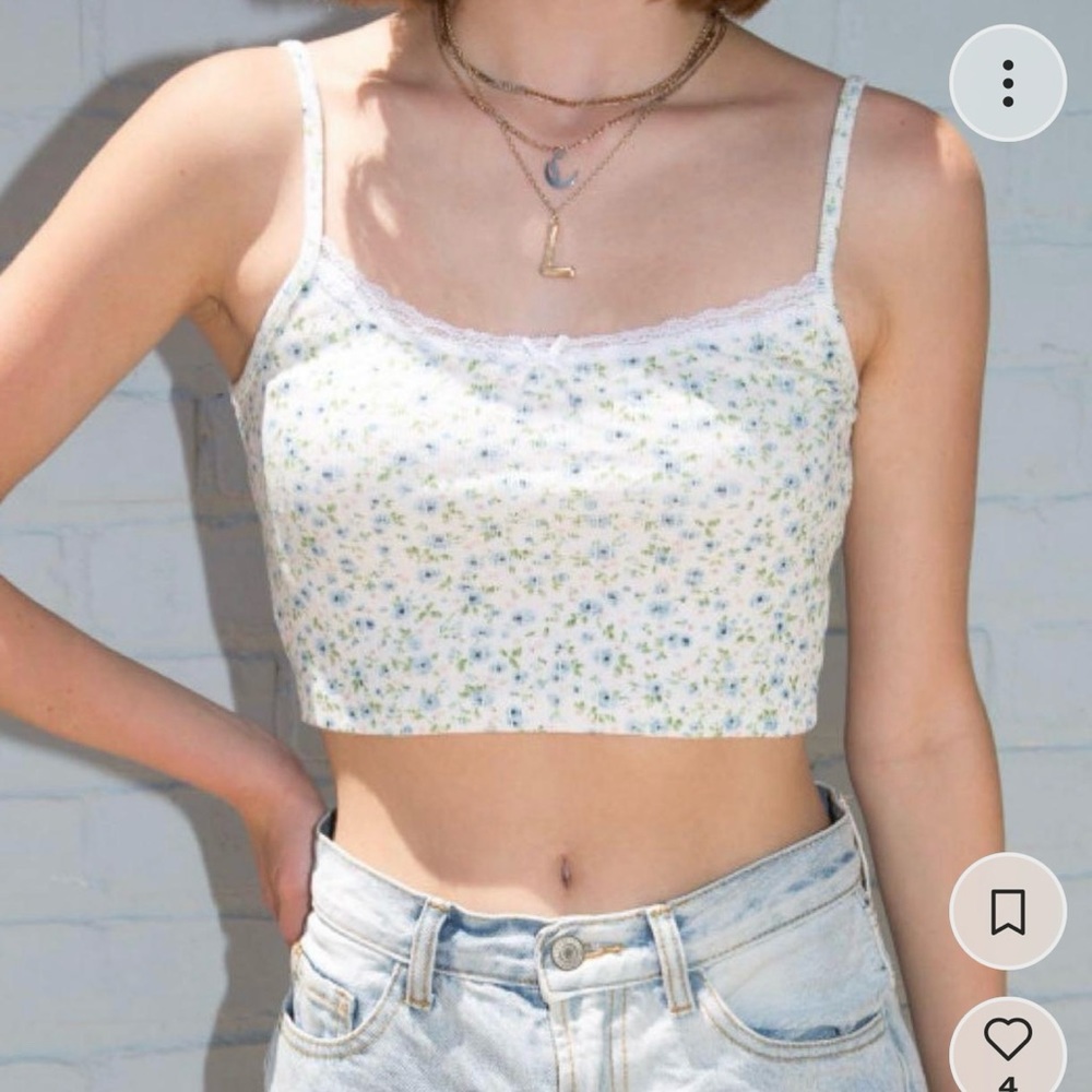 Brandy Melville floral crop tank top no flaws